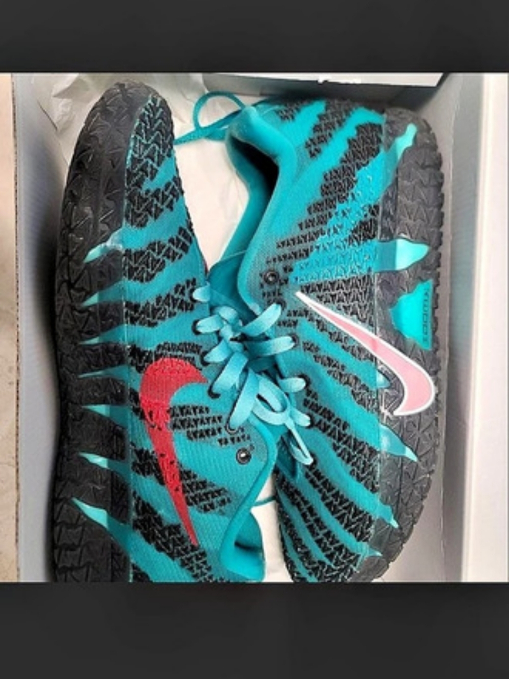 Nike Ja 3 "Scratch" Turbo Green 14m